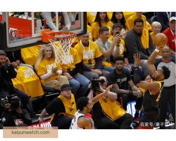 康大主帅带队再进决赛直言不解观众嘘声团队成果超出预期 康大主帅带队再进决赛直言不解观众嘘声团队成果超出预期