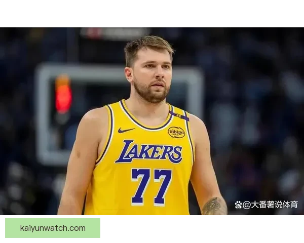 底线不可触碰 追梦发声力挺东契奇保护家人 霍里言论纯属借势炒作